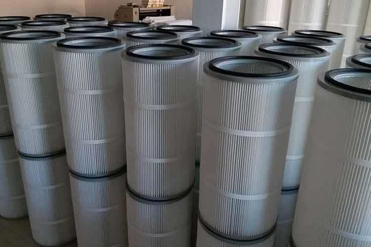 聚酯纤维半岛体育app-半岛（中国）若排出口含尘浓度增大，表明已有滤芯破漏，应及时更换除尘滤芯