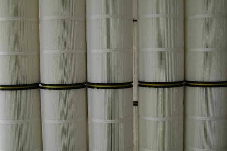 喷砂机半岛体育app-半岛（中国）的安装方式有三种：垂直、倾斜、水平安装