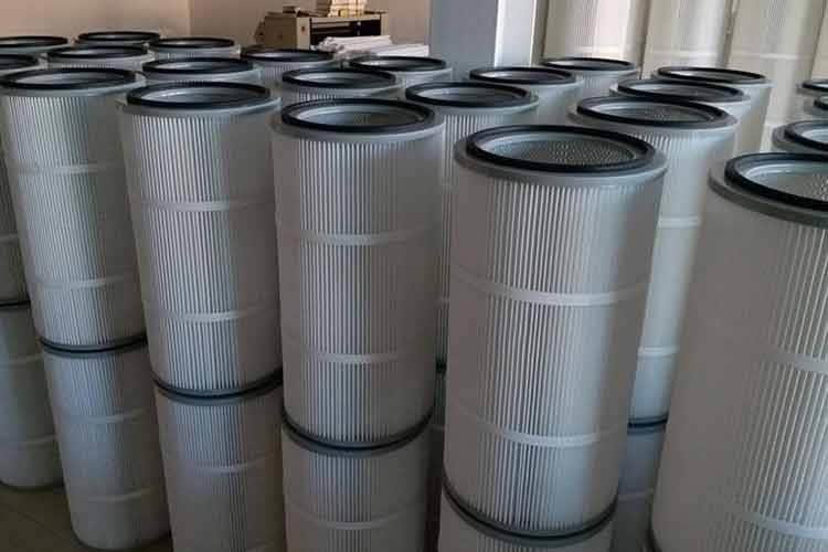 面对各种不同的喷砂机半岛体育app-半岛（中国）生产厂家，我们还是要做好综合的选择和判断的，只有这样才会有机会选择到更好地